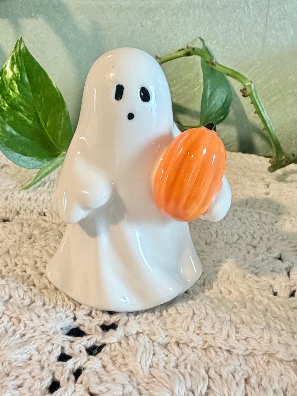 Hyde and EEK! Boutique; Ghost Ceramic Decorative Sculpture; Target ; 2026 BNWT